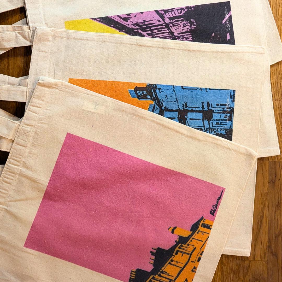 Old Smokey Edinburgh Tote Bag by Rob Stevenson